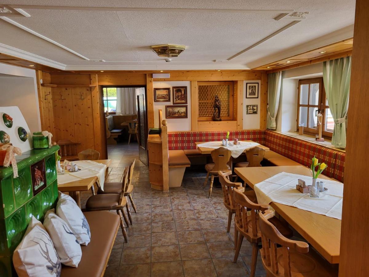 Hotel Restaurant Liesele Sonne Sankt Leonhard im Pitztal Esterno foto